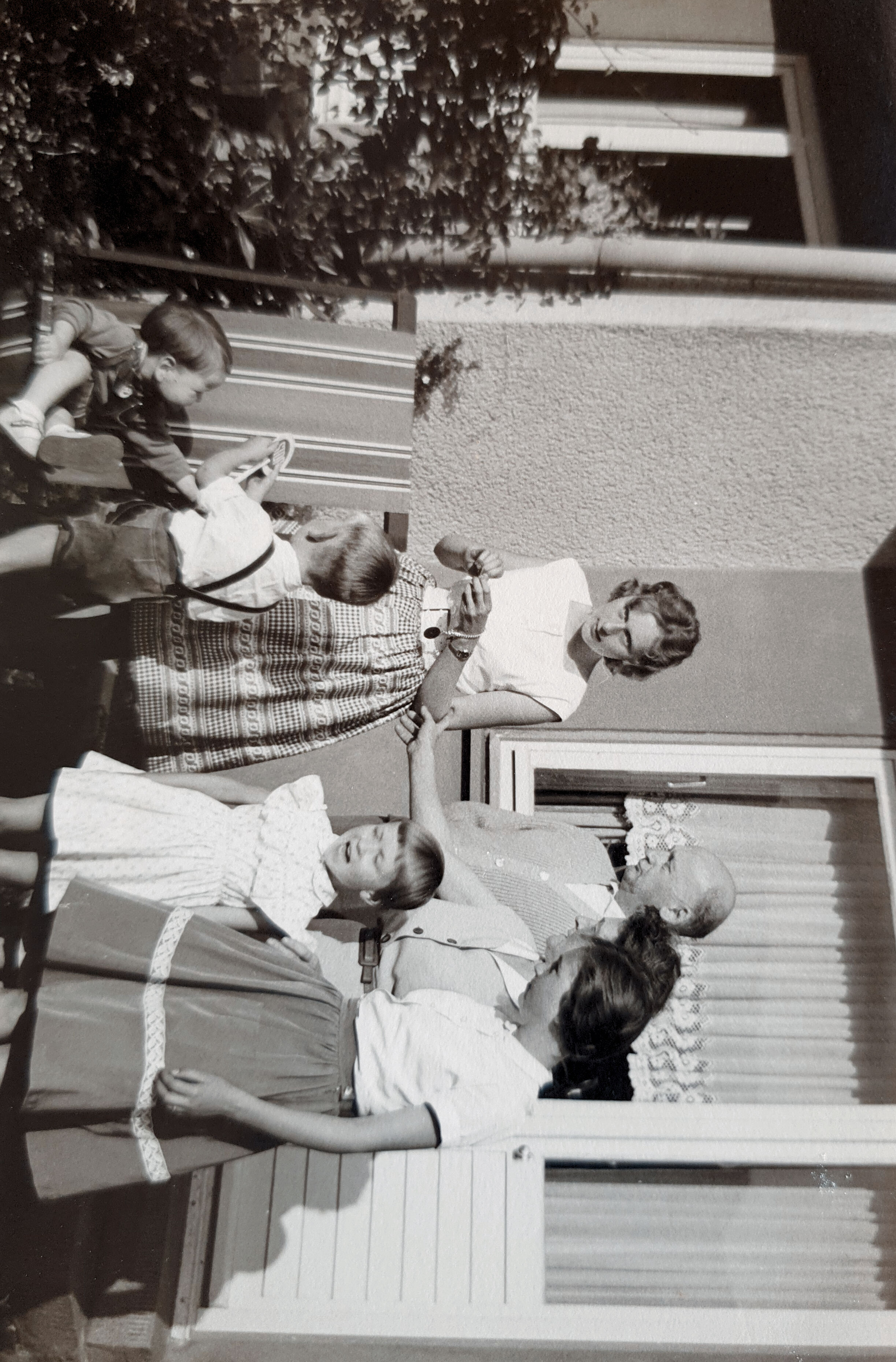 19600700_Familie Werner Jaroschek_und Familie Kurt Jaroschek.jpg
