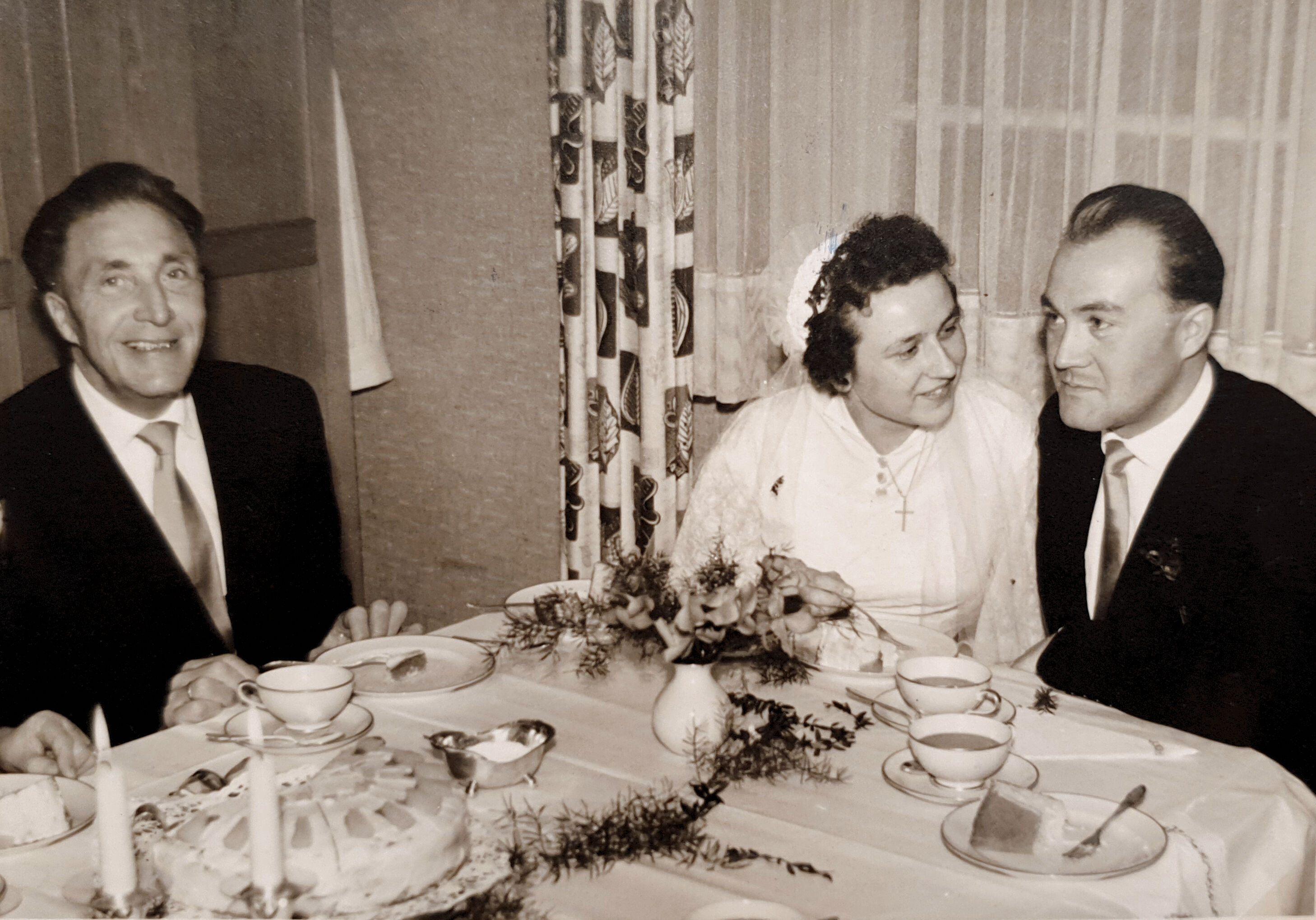 1956_11_3_Hochzeit Hannchen_Hans.jpg