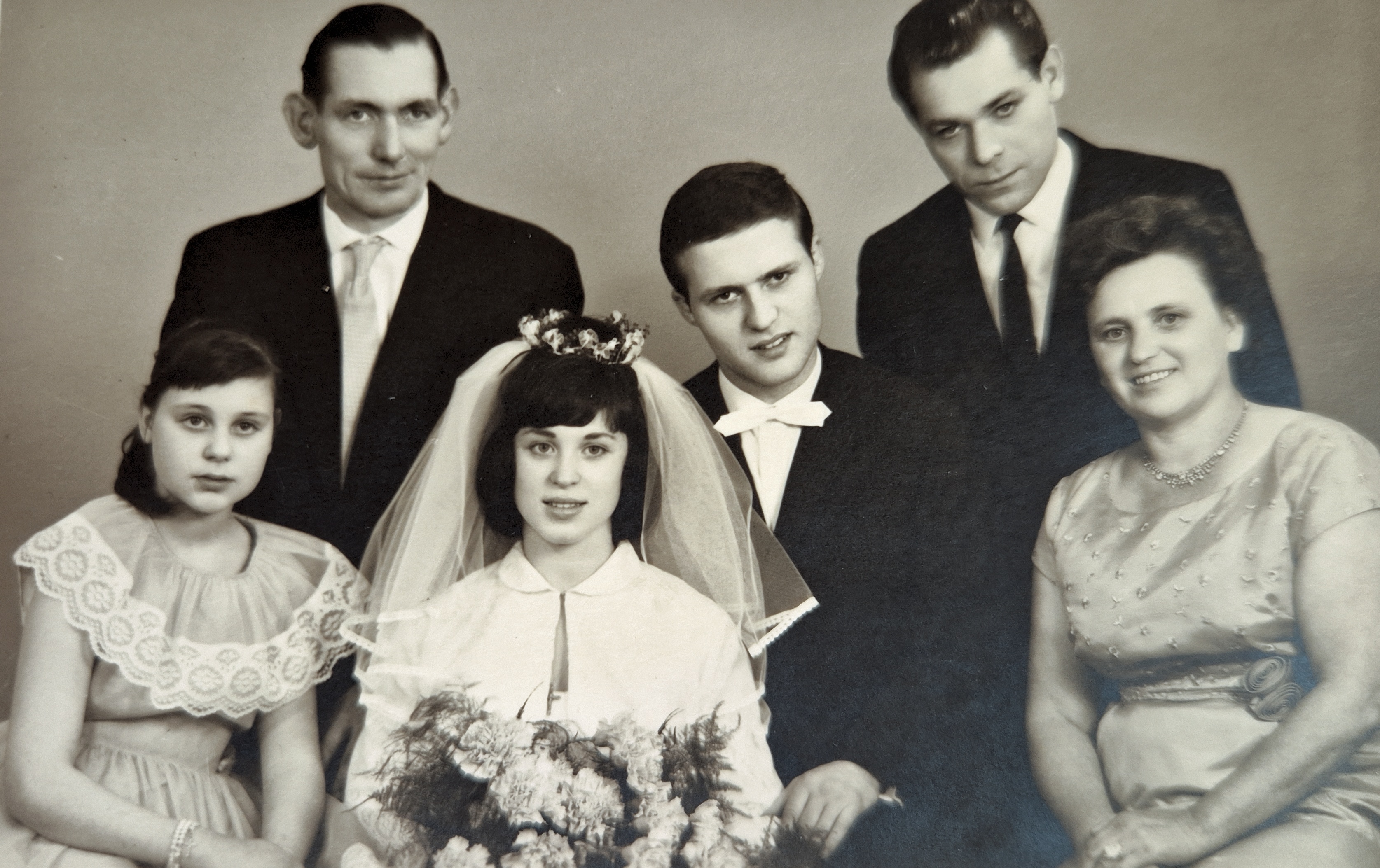 1963-Apr-11_Gitta, Heinrich, Erika, KH, Walter Scheer, Erna_Photo37 (1).jpg