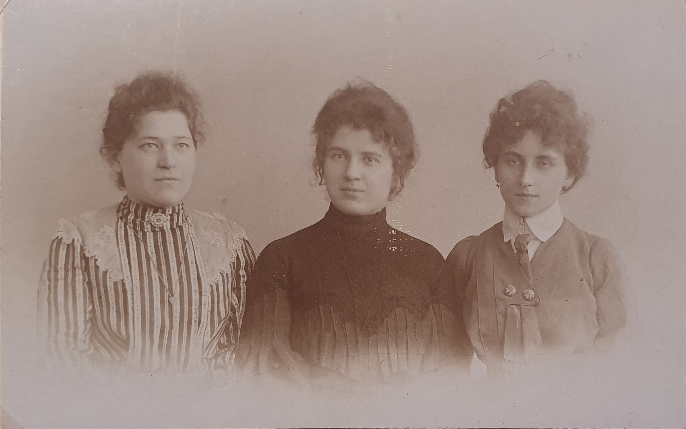 1915 - Opa Walter Jaroschek - meine Cousinen 